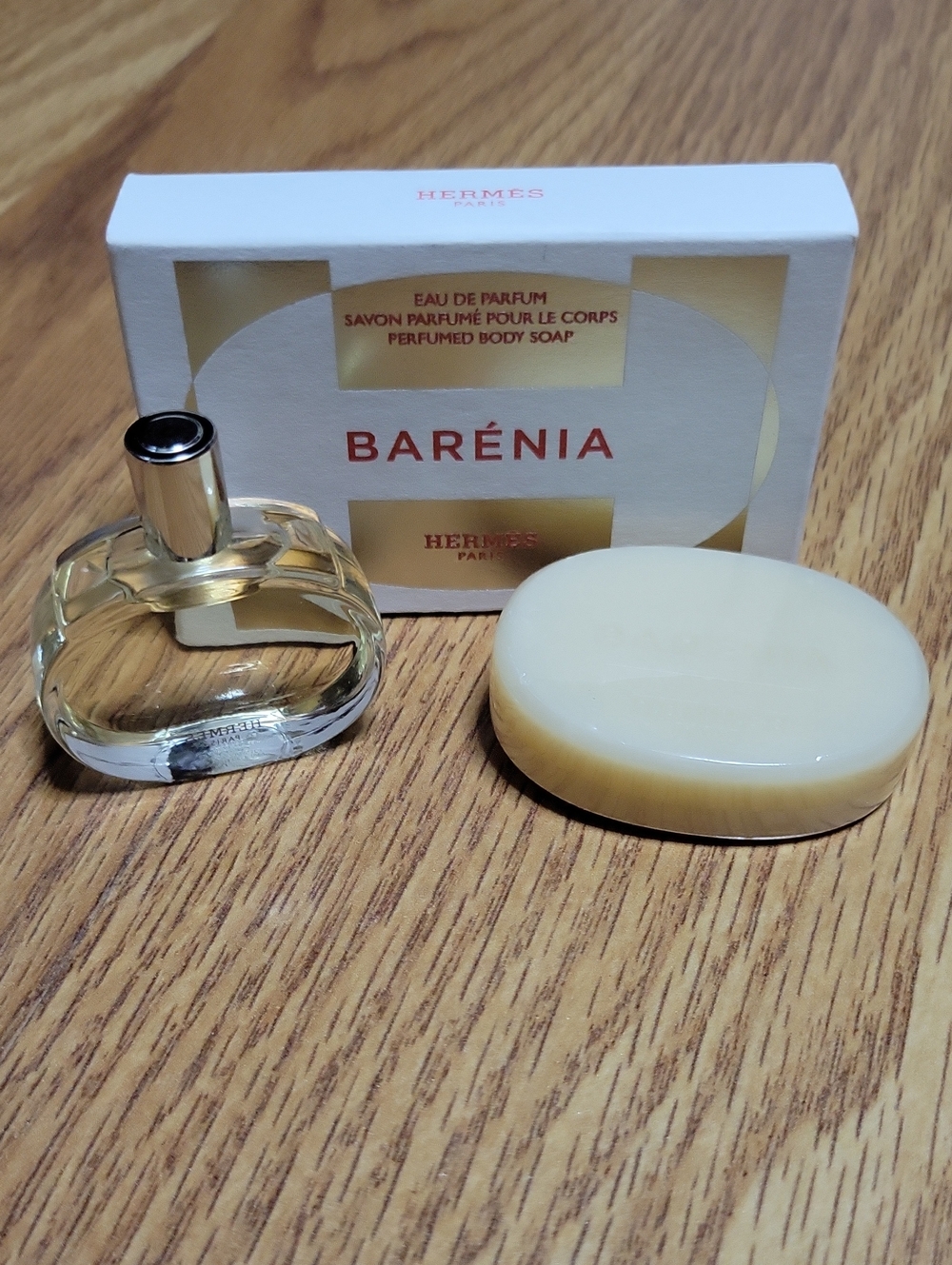 Barénia Perfumed Body Soap & Mini Fragrance Set